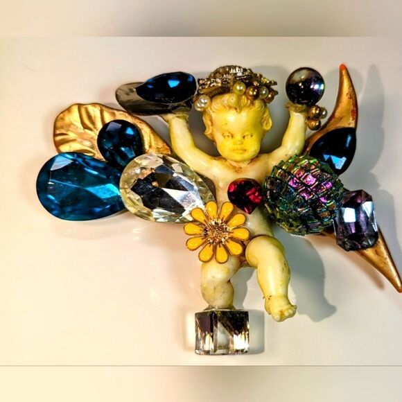 Wendy Gell | Jewelry | Wendy Gell Cherub Pin Jewels  display picture 2
